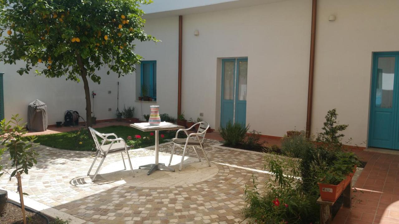 B&B-Le Rondini Monserrato Bagian luar foto
