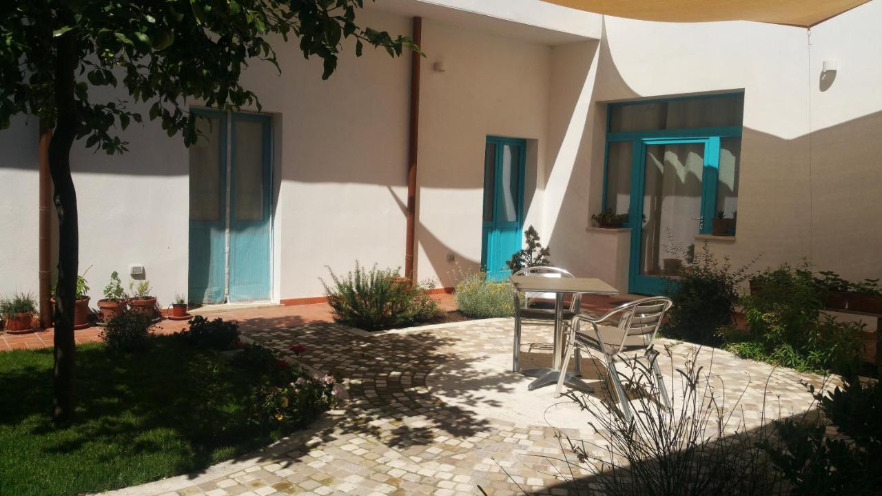 B&B-Le Rondini Monserrato Bagian luar foto
